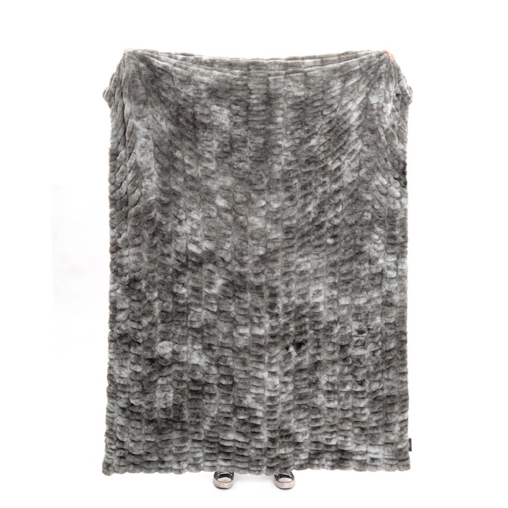Lola Gray Faux Fur Throw Blanket - Picture 3 of 3